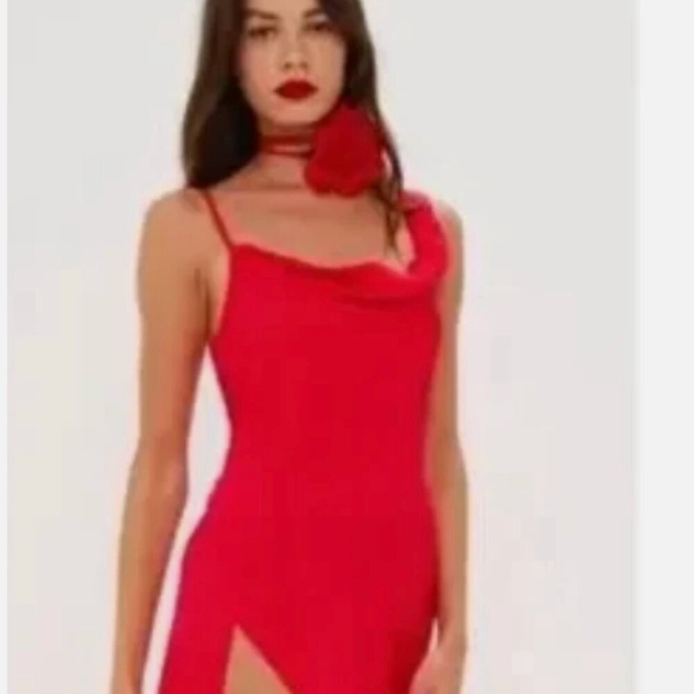 NWT For Love & Lemons Women’s llana Floral Satin Asymetrical Midi Dress L Red